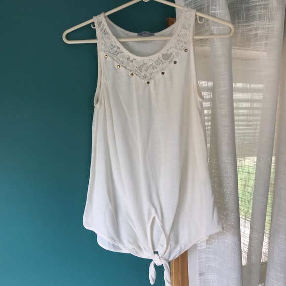 Cream Tank Top w/ Tie & Details - Picture 6 of 7
